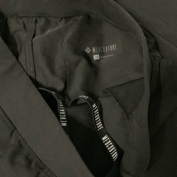 Black Med Couture Scrub Set - Picture 2 of 11